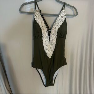 Cupshe Green One Piece Plunging Lace VNeck Swimsuit